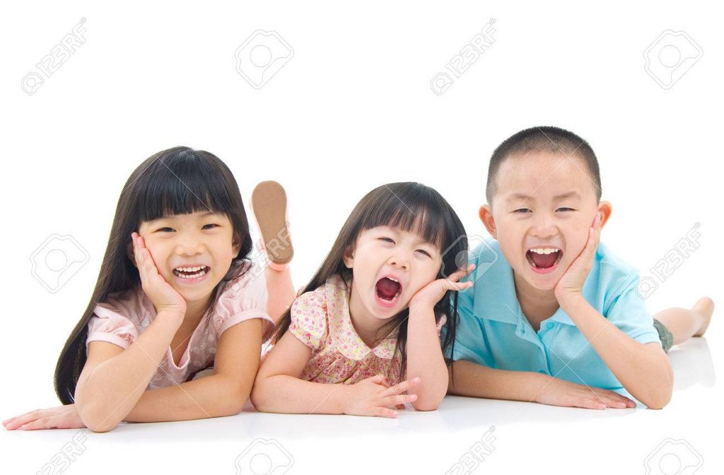 43453690-asian-kids-lying-on-the