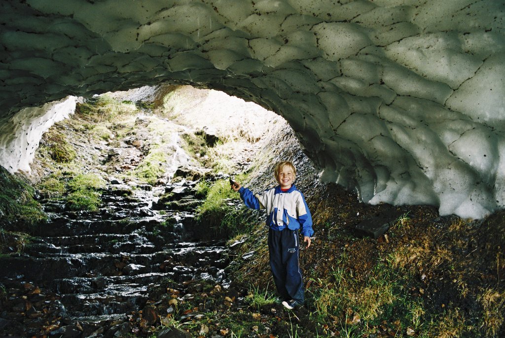 2003.Пещера.jpg