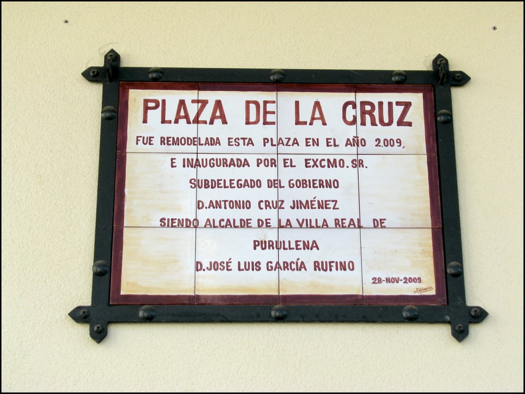 Purullena 5825 Plaza de la Cruz.