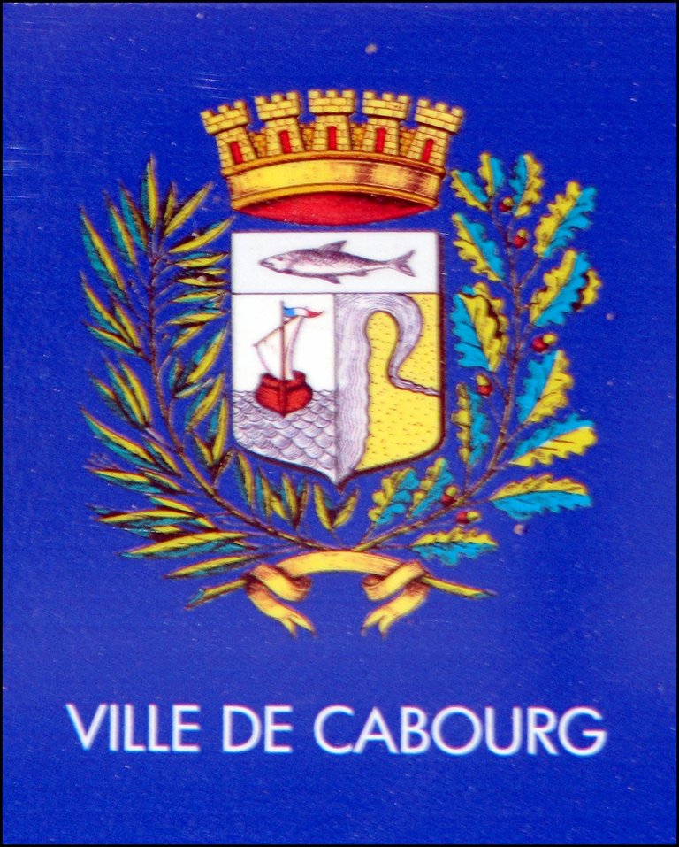 Cabourg 4682 Герб.JPG