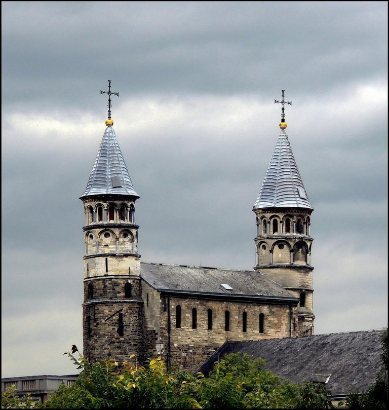 Maastricht 7435 Basiliek van Onz
