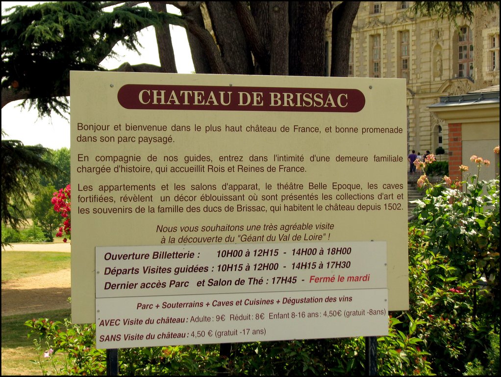 Chateau de Brissac 5733.jpg