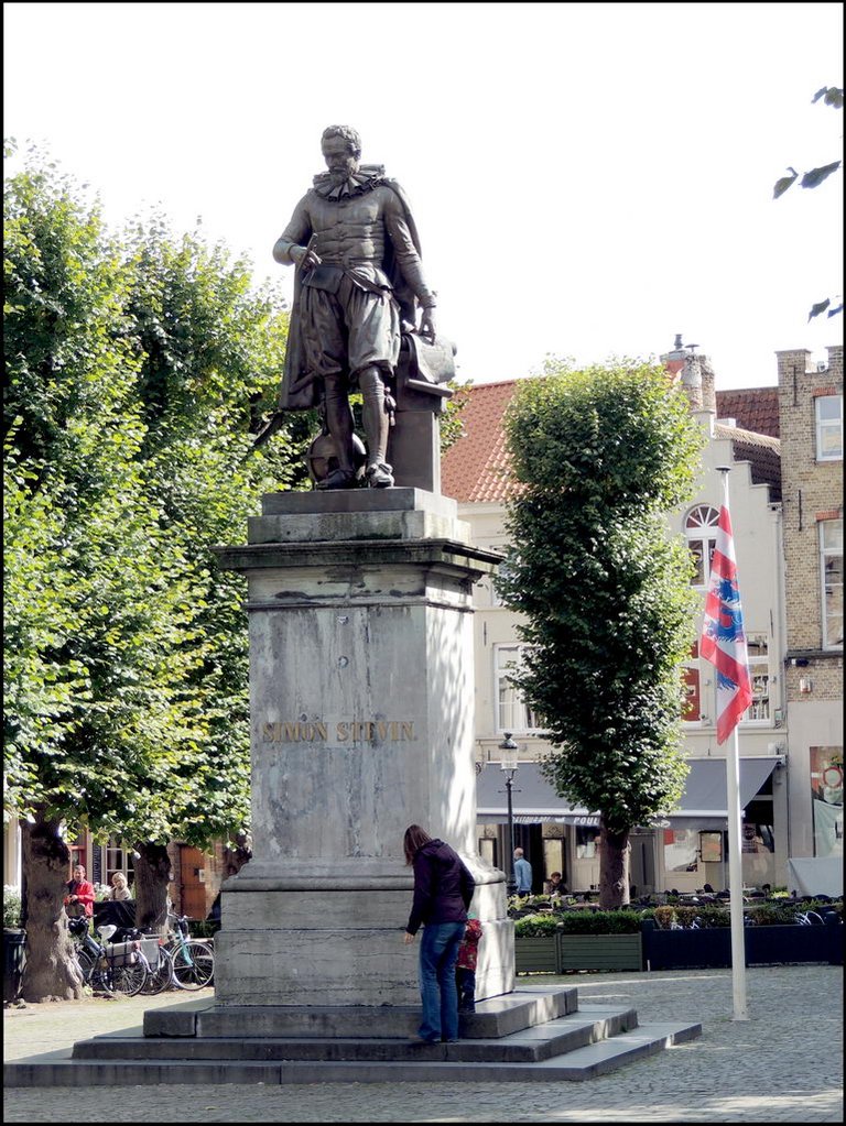 Brugge 9073 Standbeeld Simon Ste