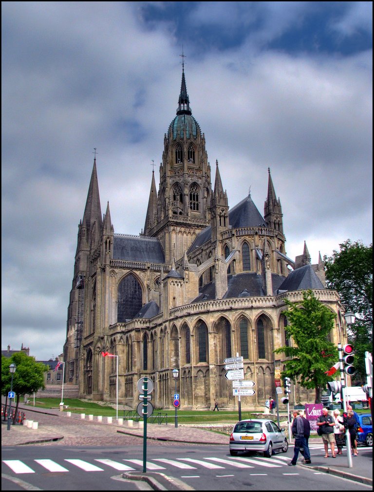 Bayeux 2614_2_3 Notre-Dame.jpg