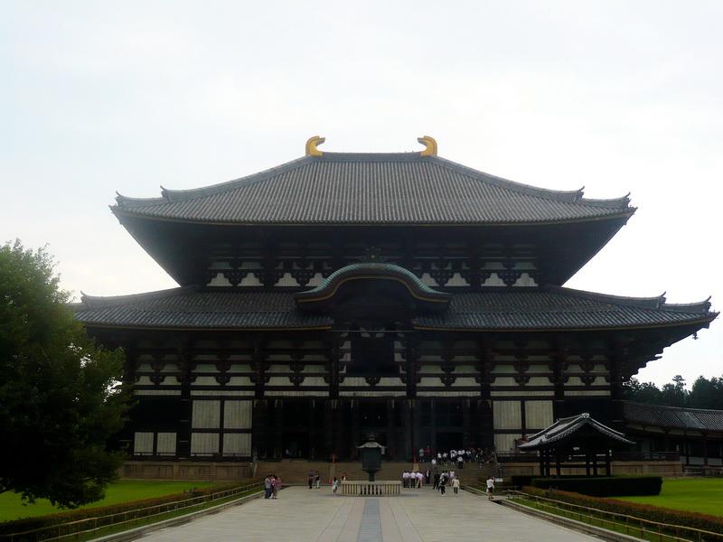 Classic-Japanese-Architecture-Bu