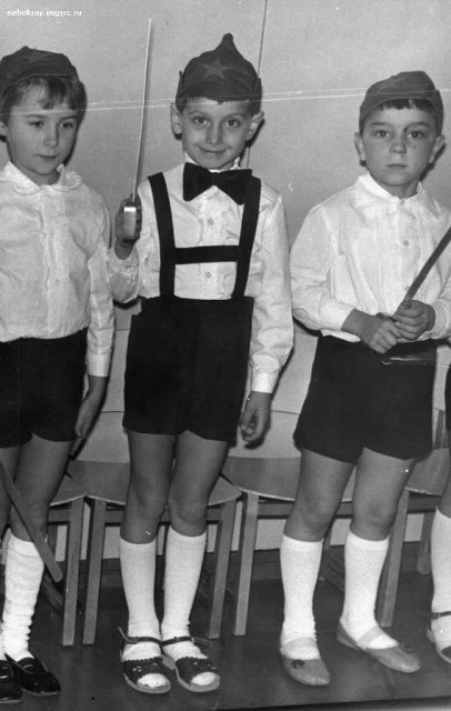 В детском саду 1950 - е годы.jpg