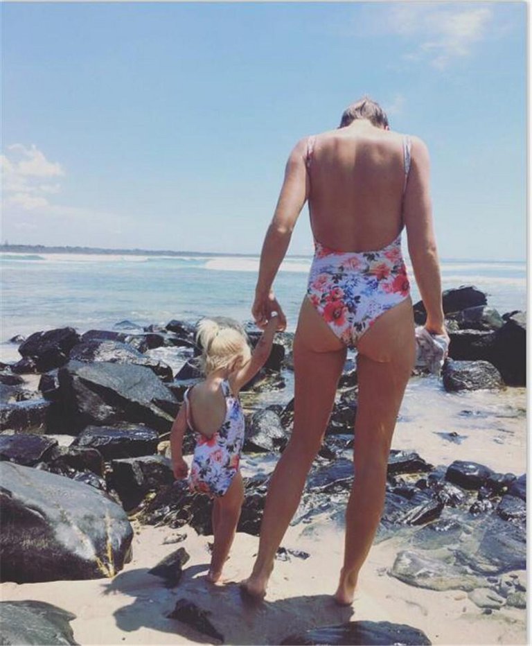Mom-daughter-Swimming-Suit-Flora