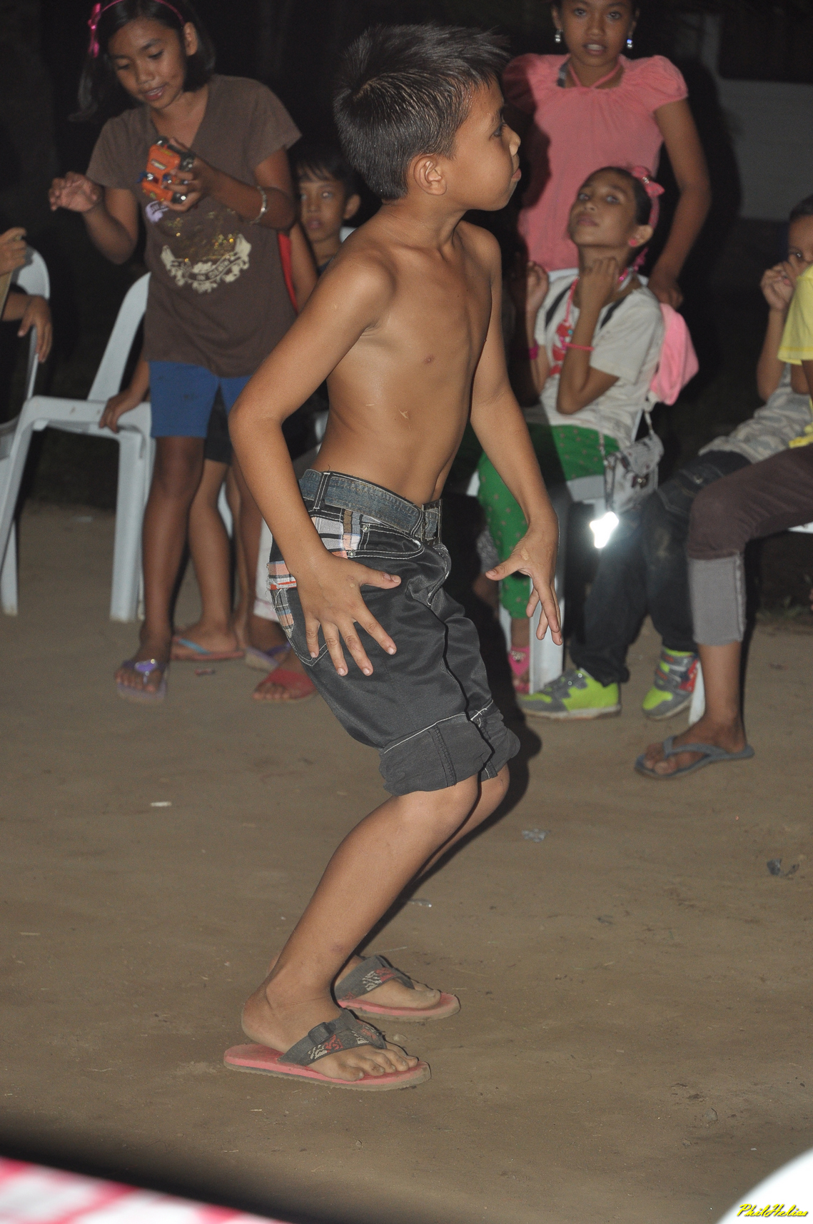 Dancingboy08.jpg