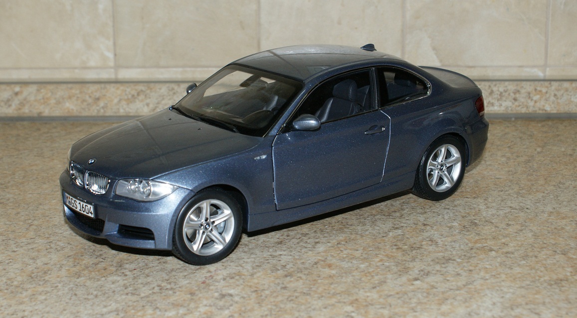 BMW 1-series Coupe, Kyosho (1).J