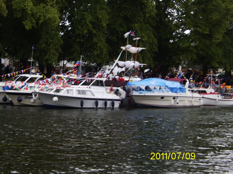 Carnival boats