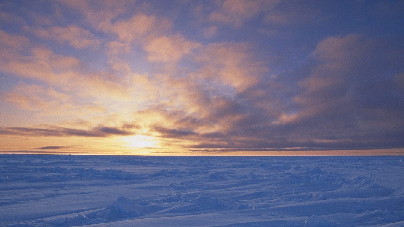 arctic-ice-pack-at-sunset-canada