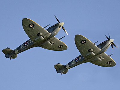 Spitfire-Pair-(2)-01.jpg