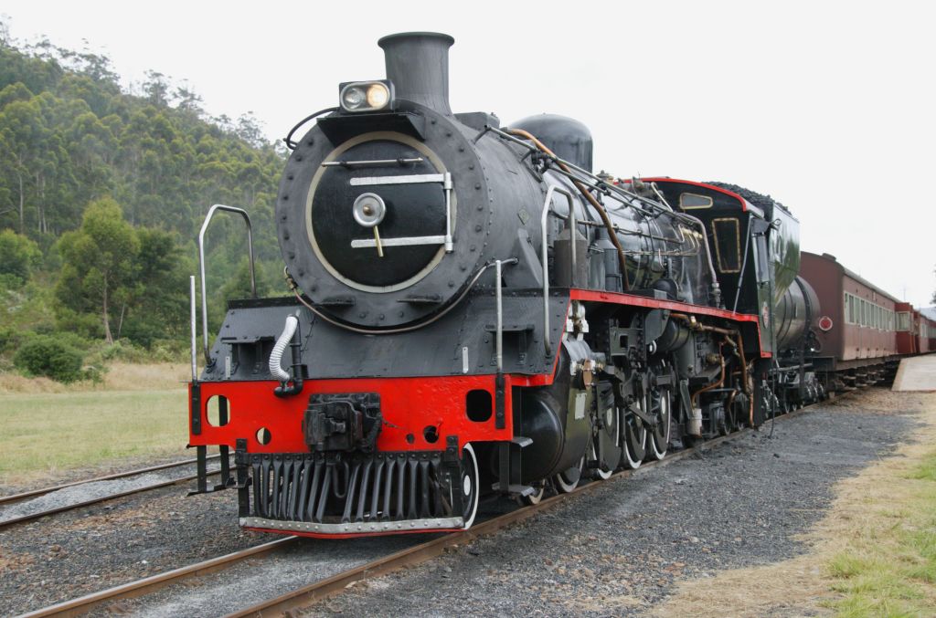 railway-engine.jpg