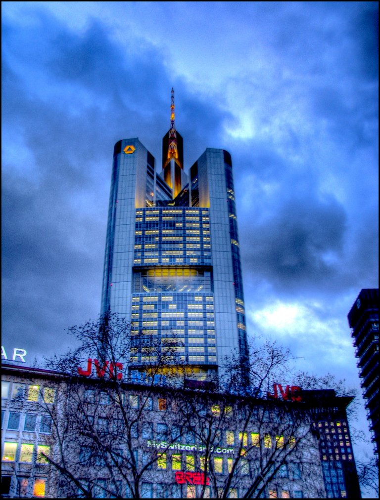 Frankfurt 8214_5_6 Commerzbank T