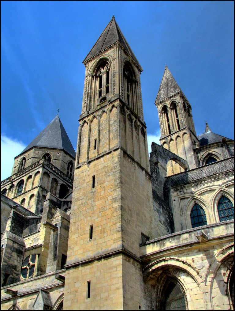 Caen 3090_88_89 Abbaye aux Homme