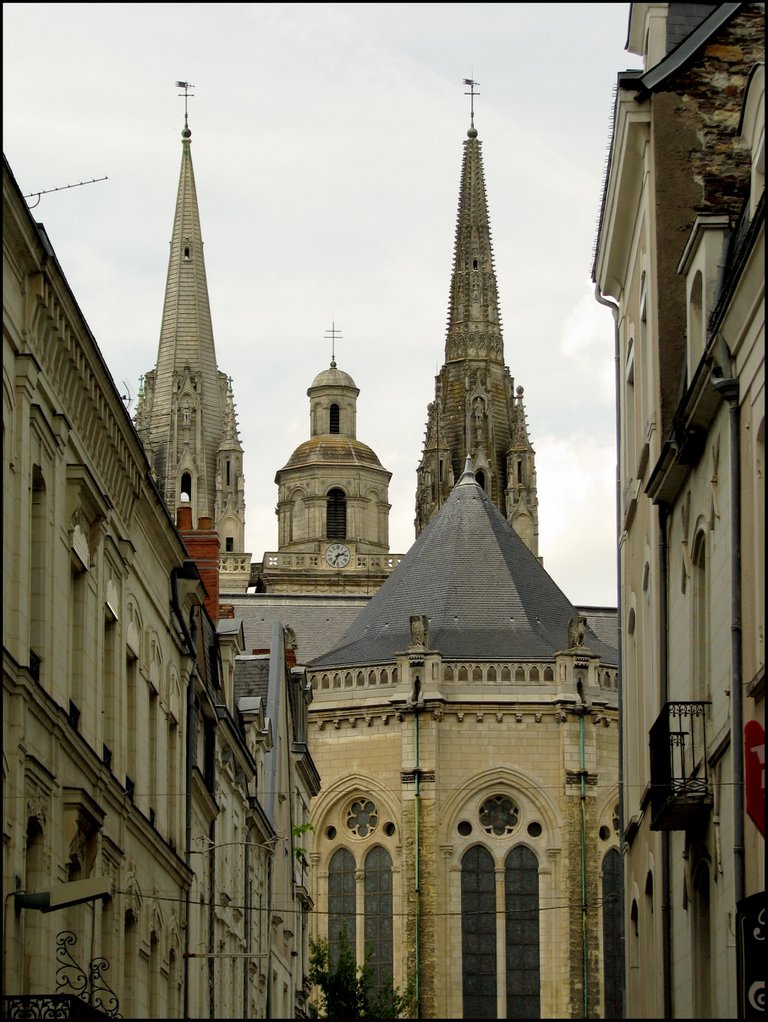 Angers 5709 Cathedrale Saint-Mau