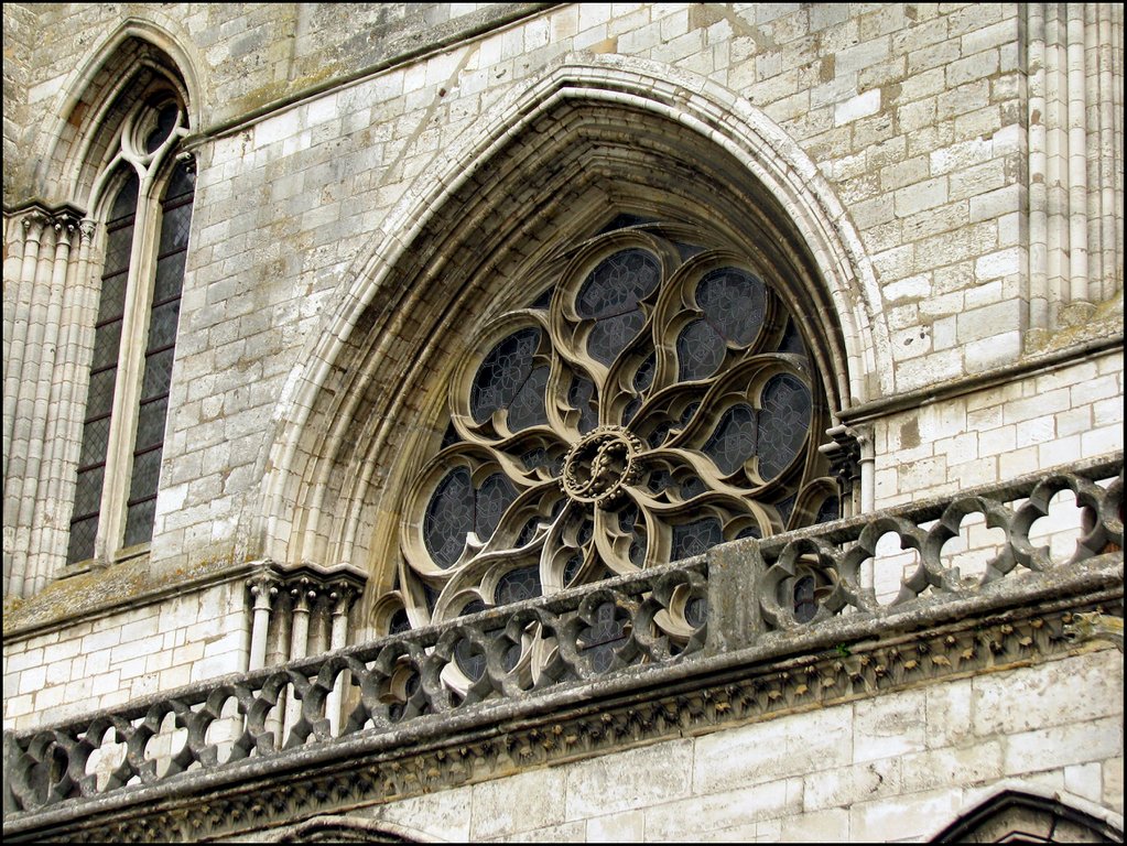 Les Andelys 1595 Notre-Dame.jpg