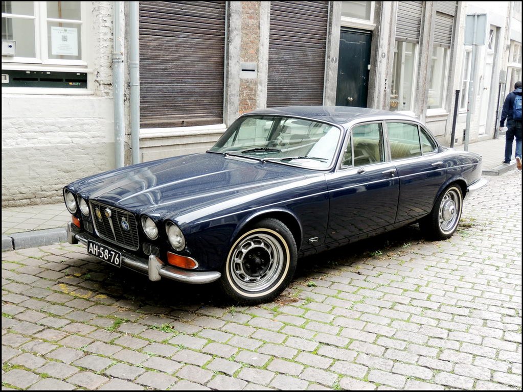 Maastricht 7305 Jaguar.jpg