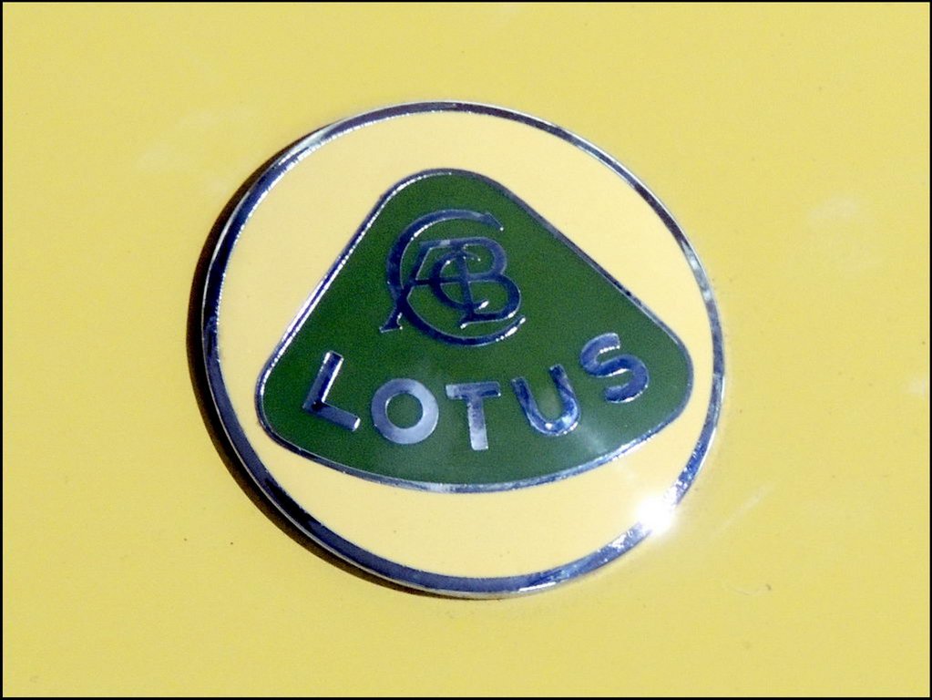 Autoworld 8304 Lotus.jpg