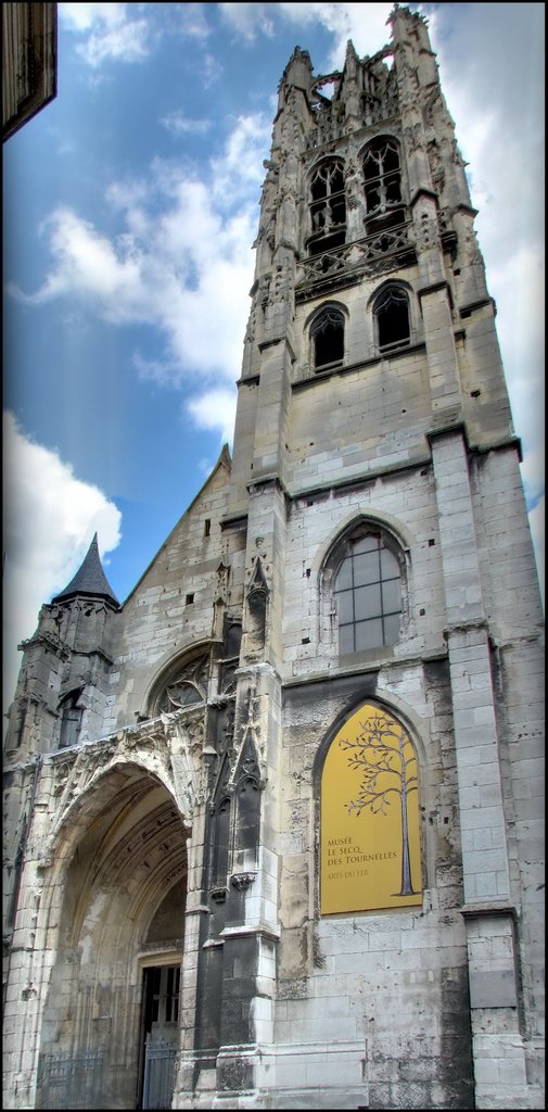 Rouen Saint Laurent Pano.jpg