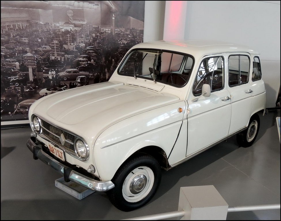 Autoworld 8296 Renault R4 1961-9