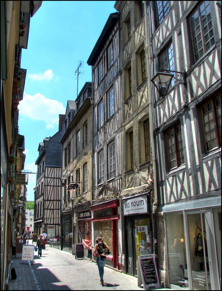 Rouen 5171_69_70.jpg