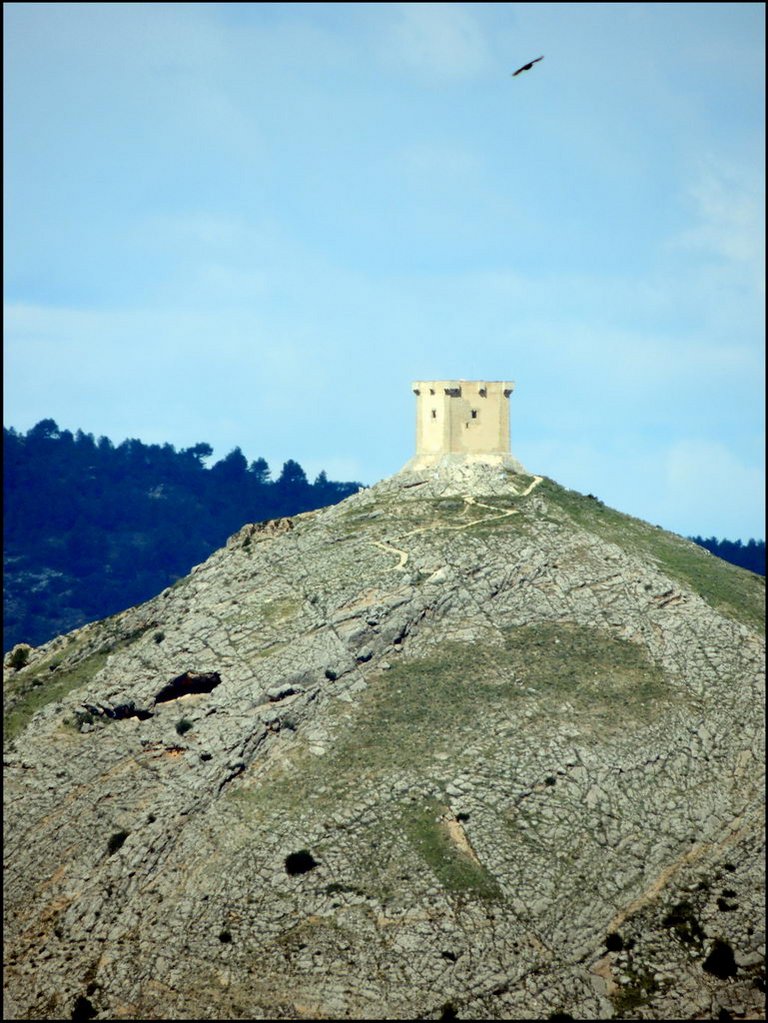 Castillo de Penella 025.jpg