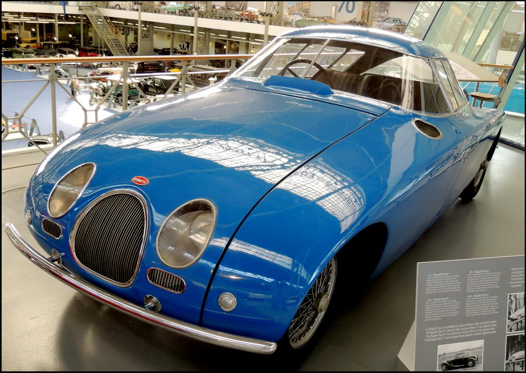 Autoworld 8407 Bugatti.jpg