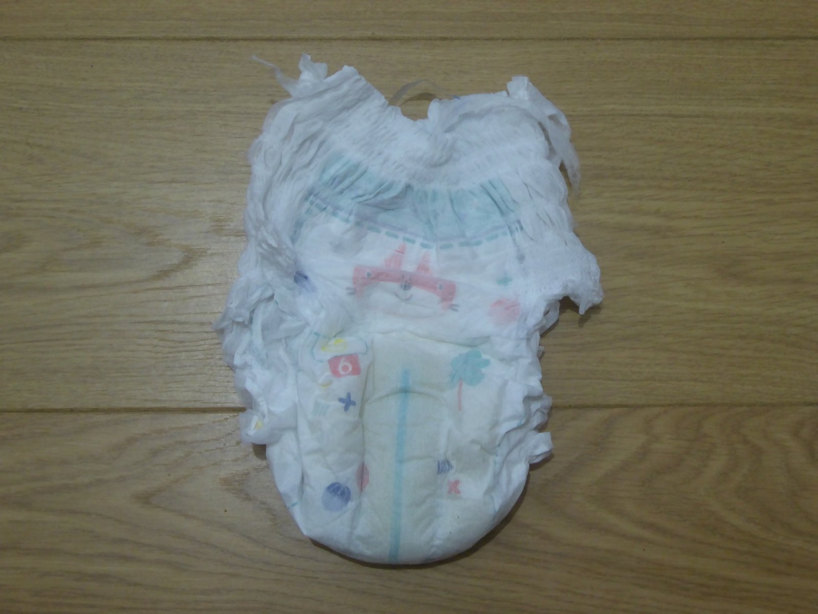 Pampers_Size6_b.JPG