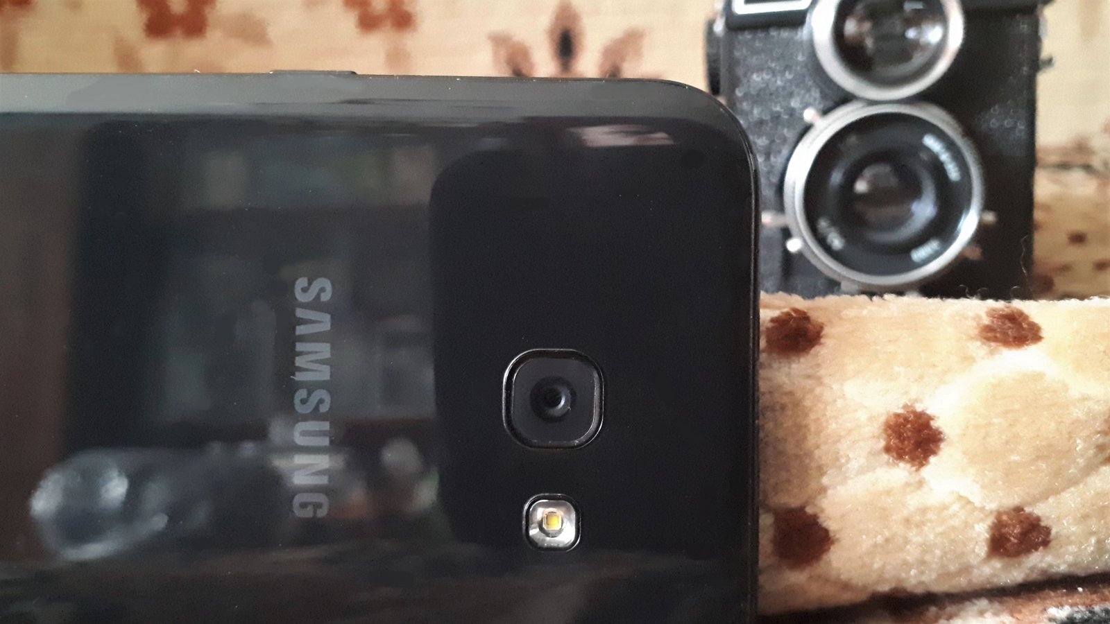 Samsung A5 (2-камера).jpg