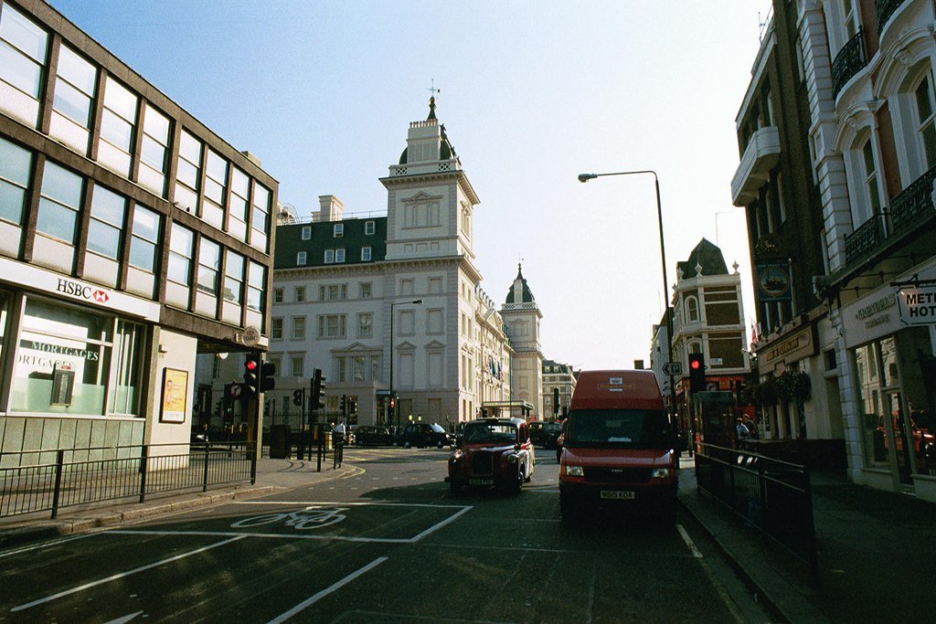 London Scene - 2002