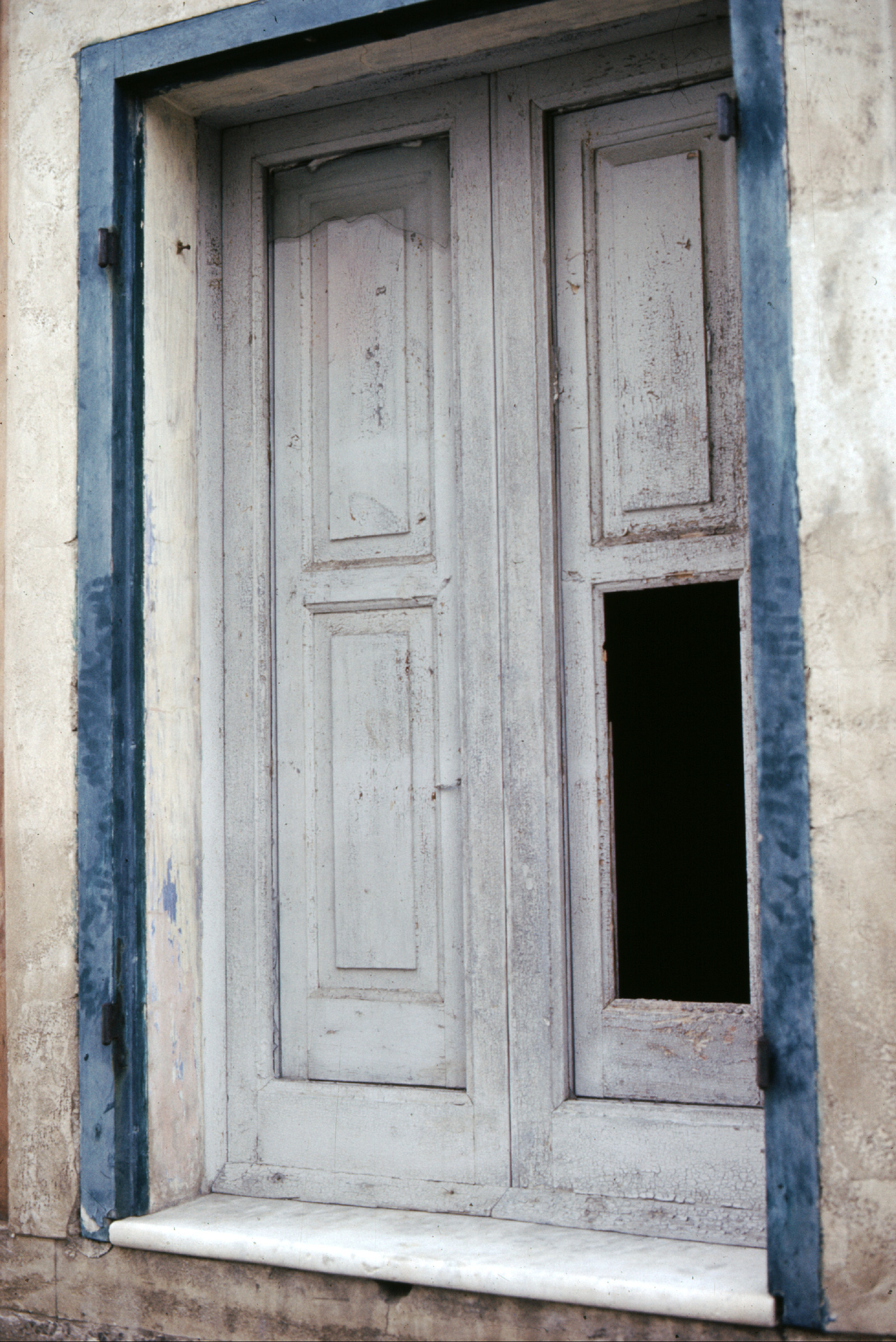 Una finestra a Serapo 74-4d