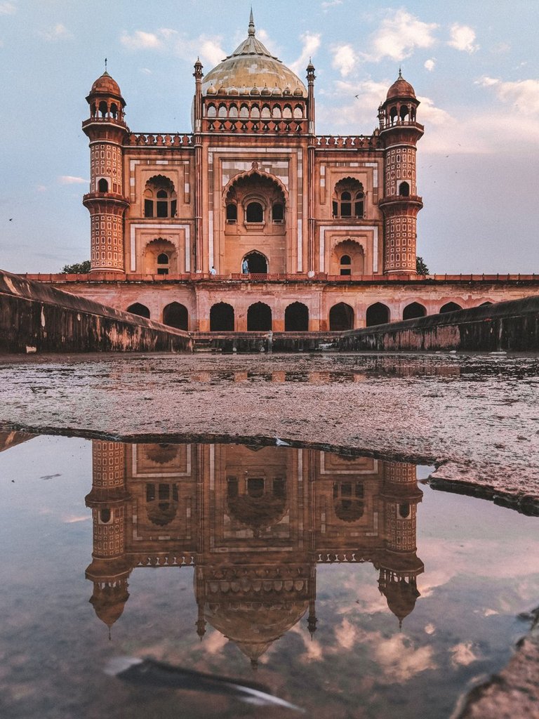 puddle-reflects-mosque.jpg