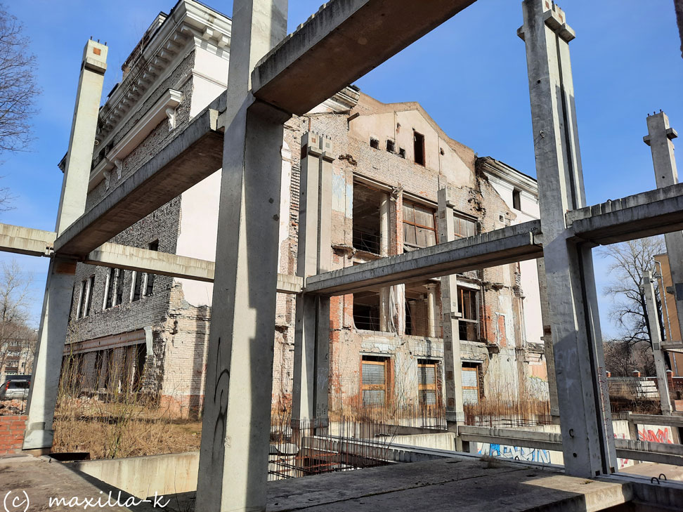 Развалины академии Жуковского
