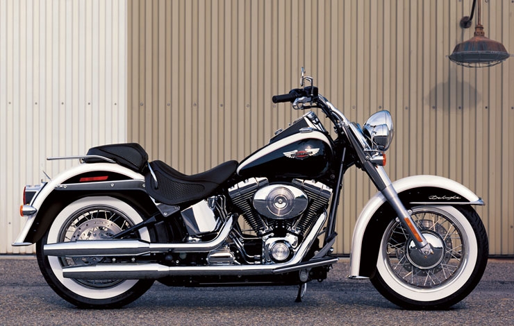 Harley Davidson - Softail Deluxe