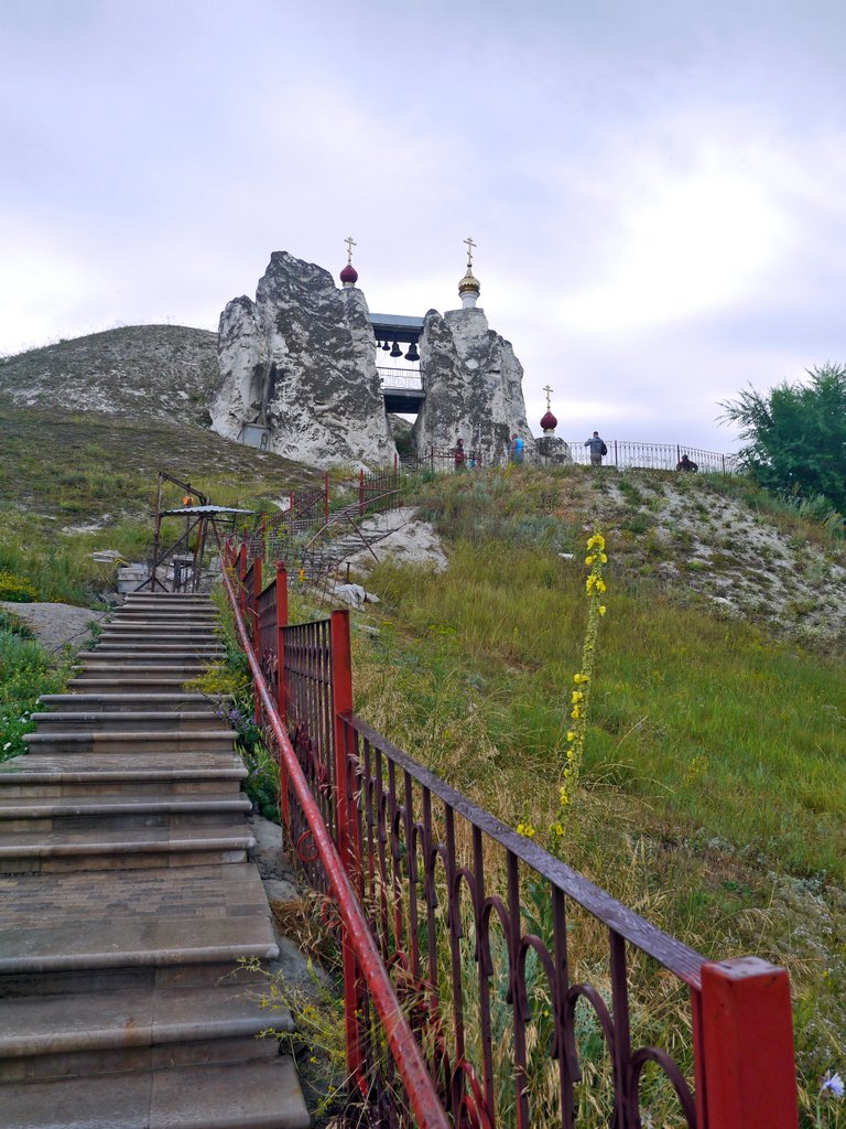 Костомаровский женский монастырь
